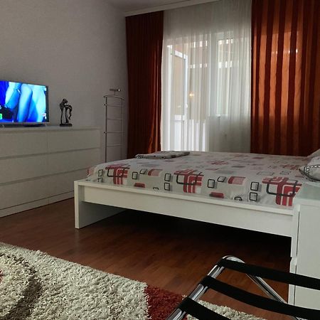 Ana Center Apartment Galaţi Esterno foto