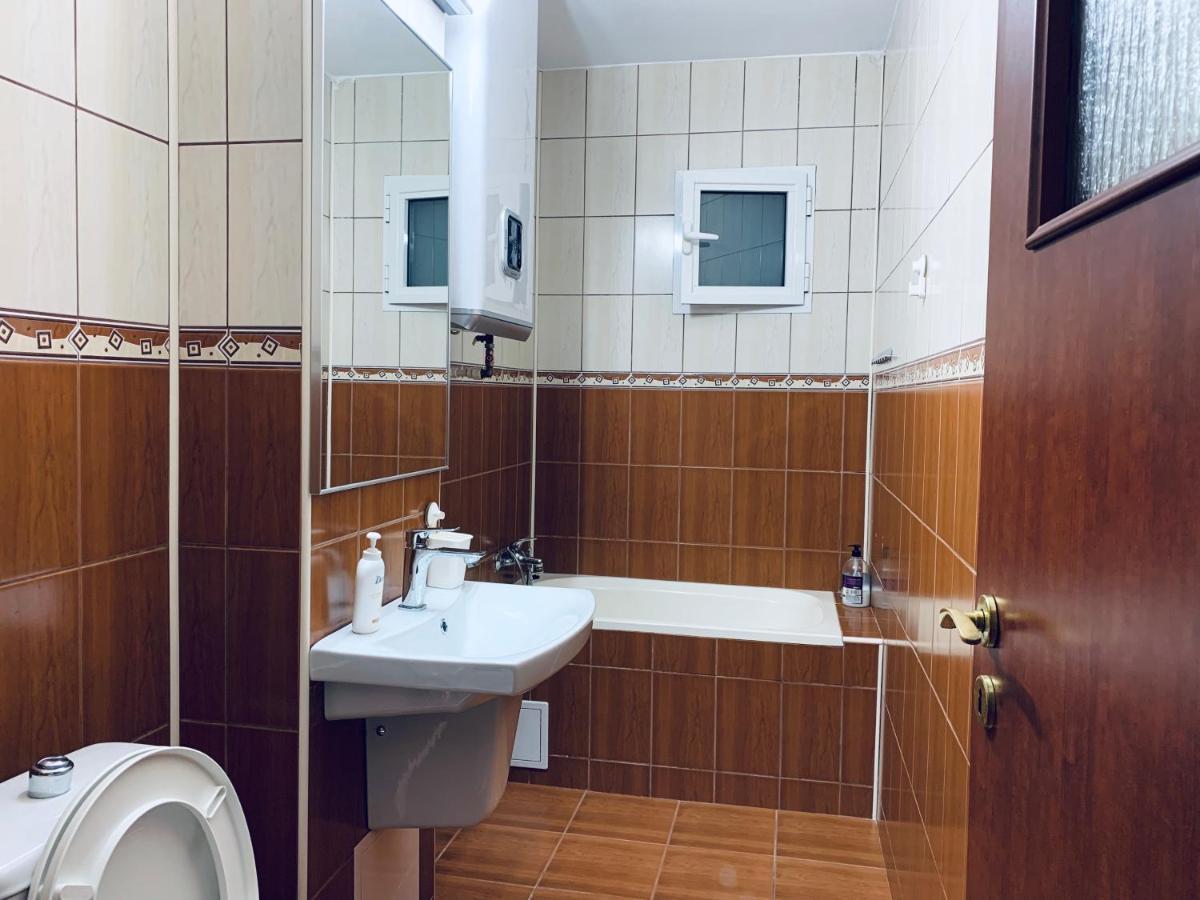 Ana Center Apartment Galaţi Esterno foto