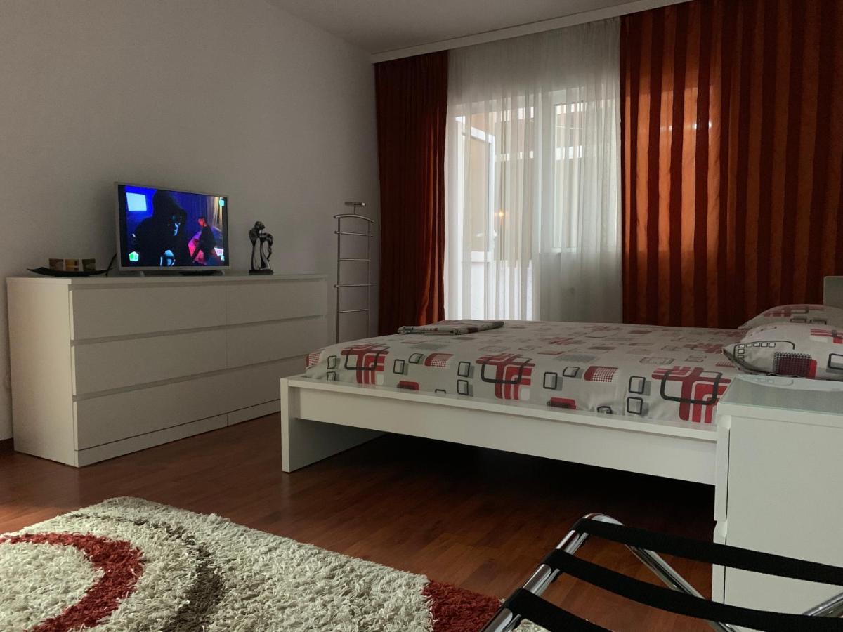 Ana Center Apartment Galaţi Esterno foto